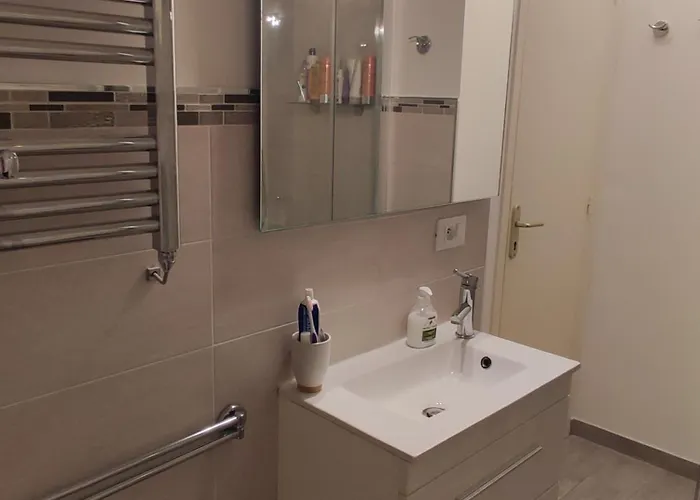 Roca Sea مينتون